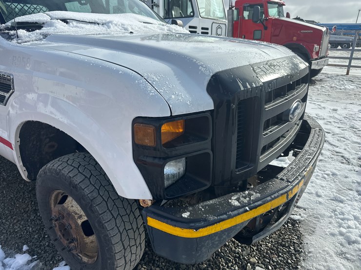 2010-ford-f350-image-10