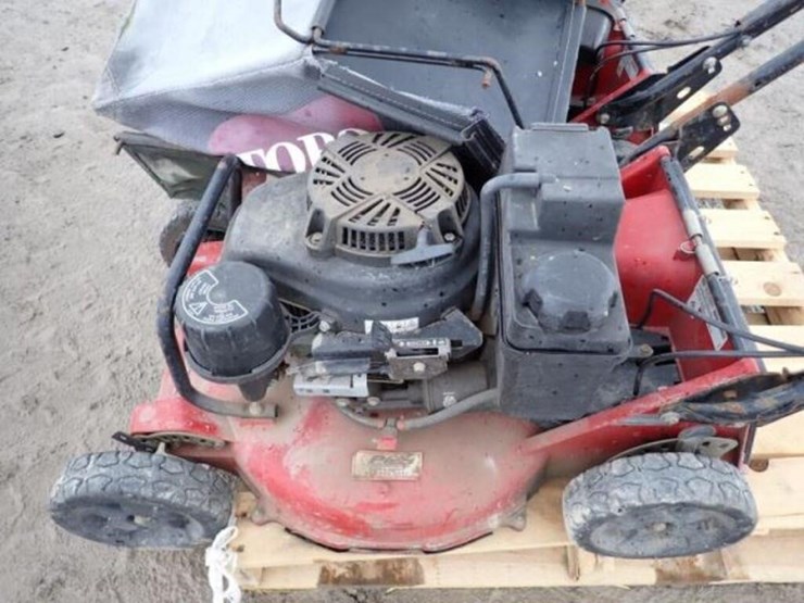 qty-of-(2)-toro-commercial-24-in.-push-mower(s)-image-7