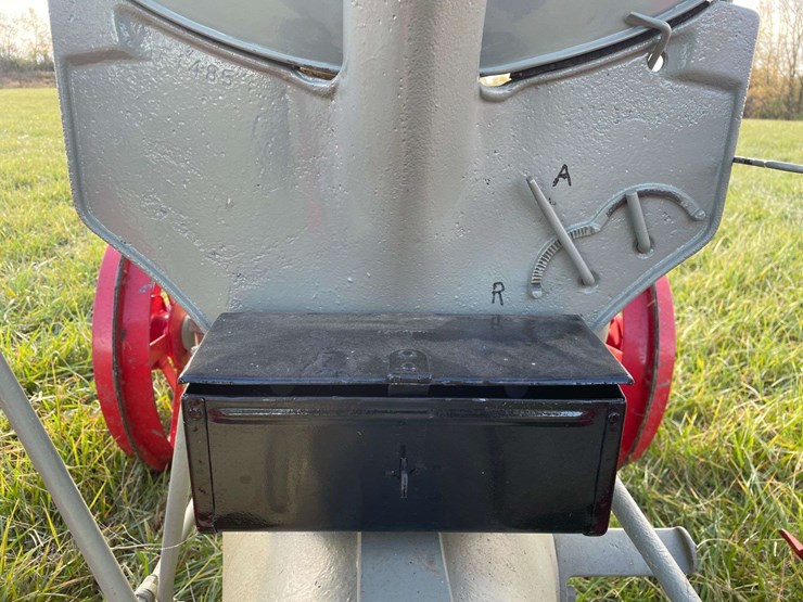 1918-fordson-tractor-image-45