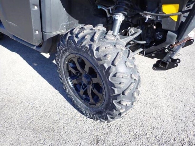 2021-can-am-defender-limited-hd10-4x4-side-by-side-image-50