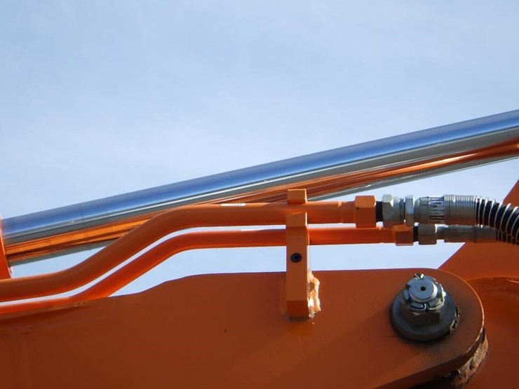 2023-develon-dx85r-3-hydraulic-excavator-image-33