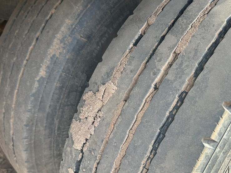 2000-wilkens-walking-floor-image-56