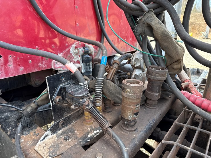 2004-peterbilt-378-image-14