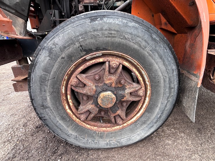 1992-international-4900-image-51