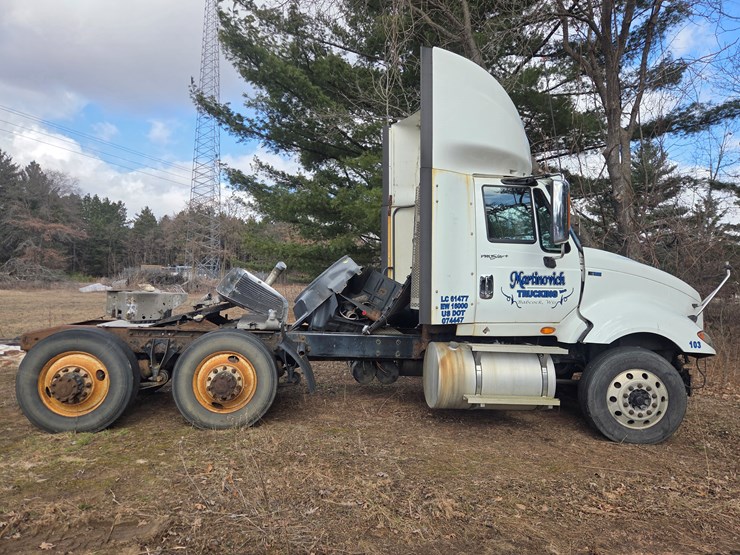 2012-international-prostar-image-6