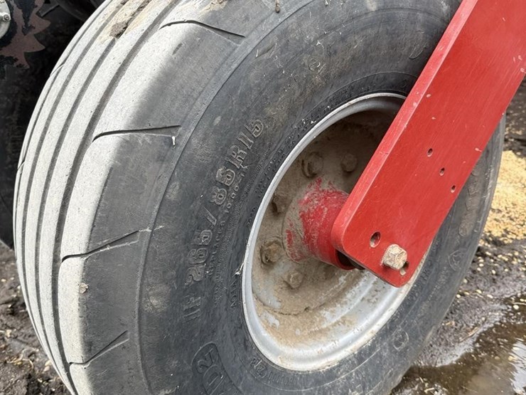 case-ih-1250-image-16