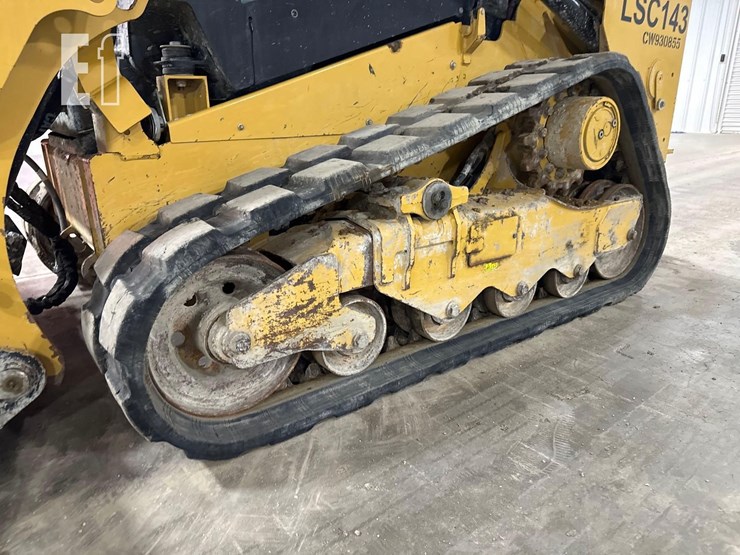 2023-caterpillar-259d3-image-29