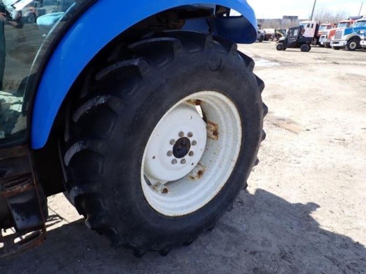 2014-new-holland-t4.75-image-44