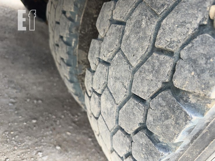 2005-kenworth-t800-image-52