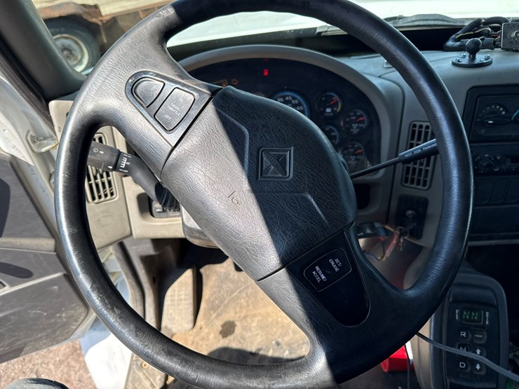 2014-international-4300-sba-image-46