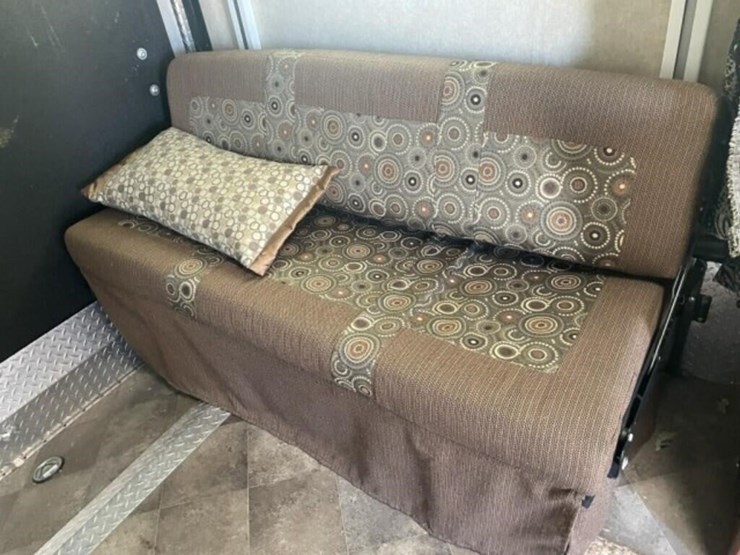 2014-forest-river-26’-puma-toy-hauler-rv-travel-image-24