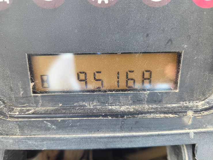 caterpillar-d6n-xl-image-43