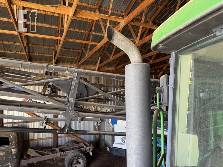 2005-john-deere-4720-image-37