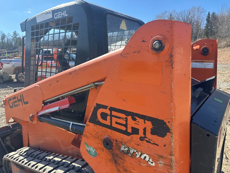 2020-gehl-rt105-image-19