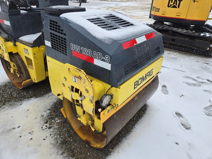 2004-bomag-bw120ad-4-image-11