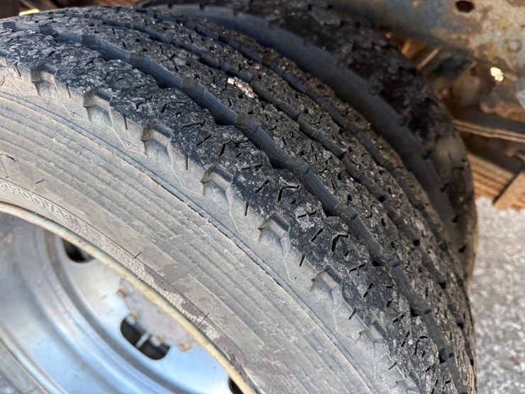 #1064-•-2015-ram-5500-heavy-duty-service-truck-image-43