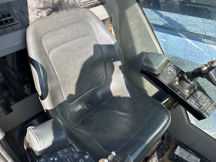 massey-ferguson-8-image-71