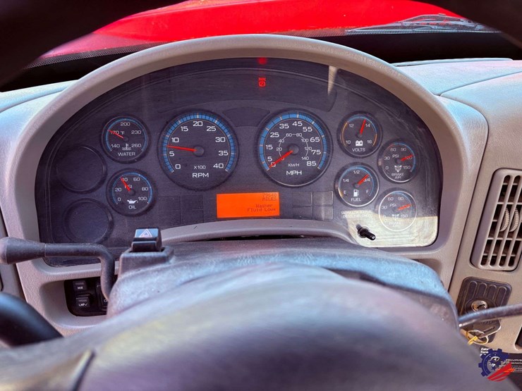 2007-international-7400-image-54