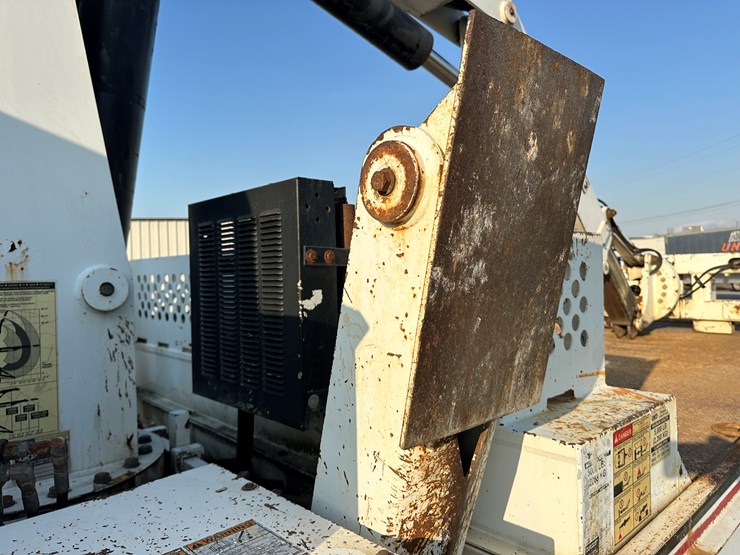 freightliner-fl70-image-27