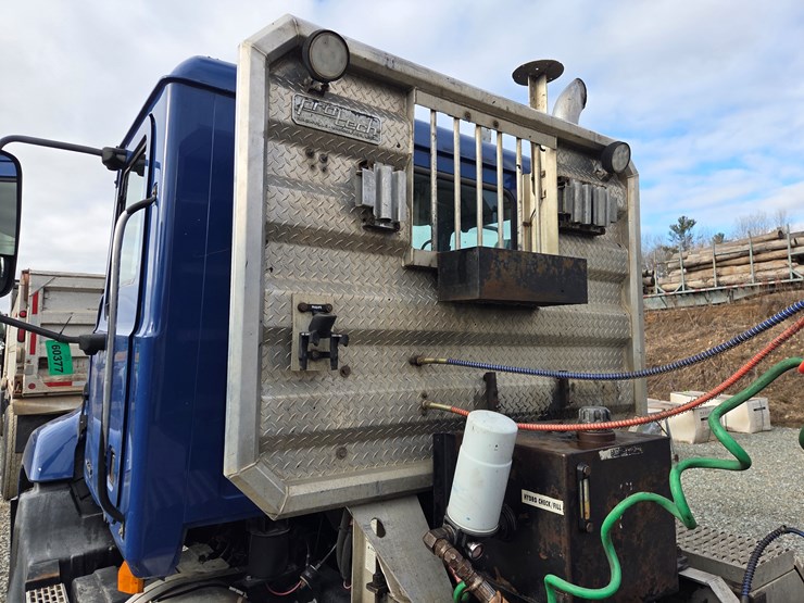 2007-massey-ferguson-8-image-20