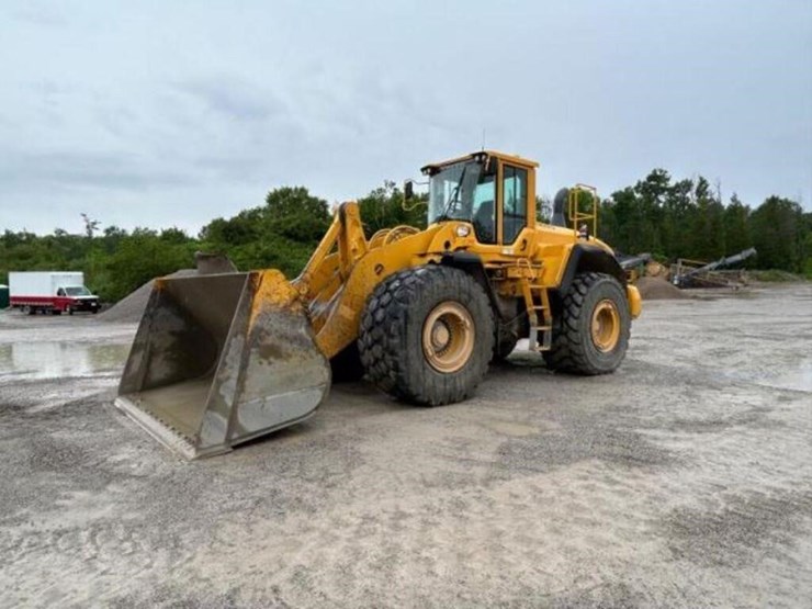 2012-volvo-l220g-image-1