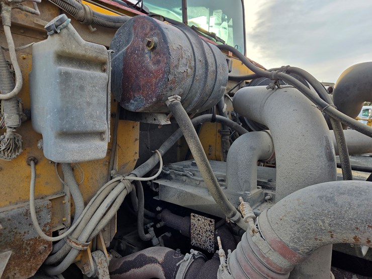 1998-international-paystar-5000-image-60