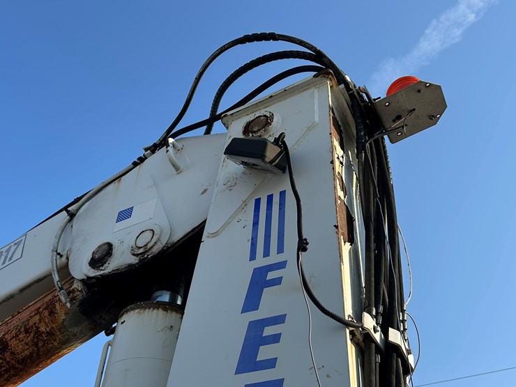 peterbilt-365-image-46