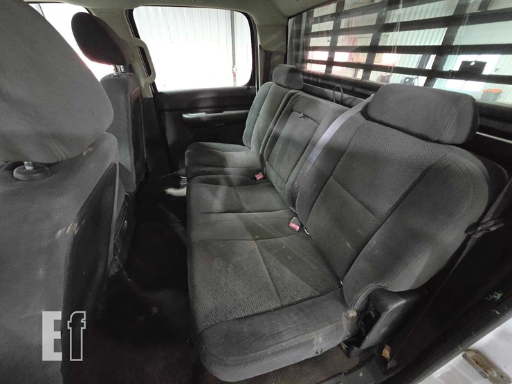 2007-chevrolet-3500hd-image-16