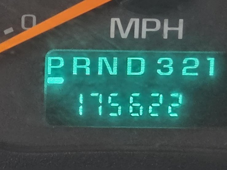 2005-massey-ferguson-8-image-51