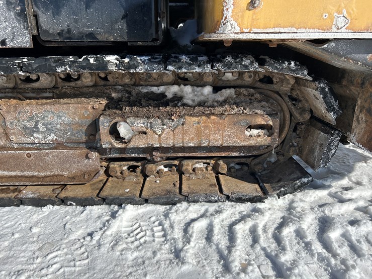 massey-ferguson-8-image-81