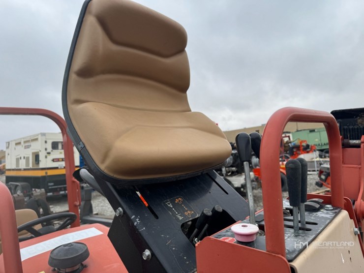 2017-ditch-witch-rt45-image-9