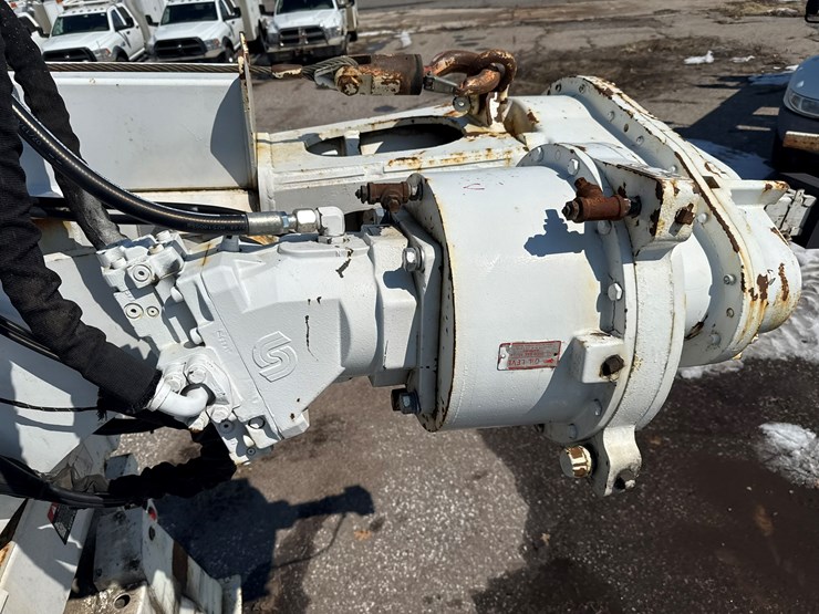 2002-freightliner-fl80-image-39