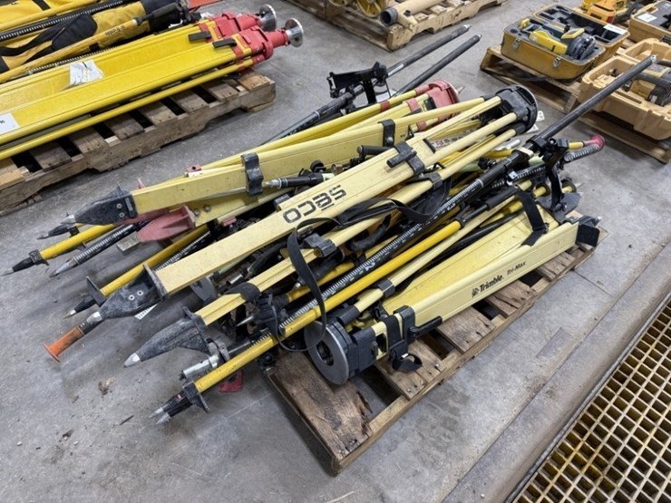 survey-tripods-image-2