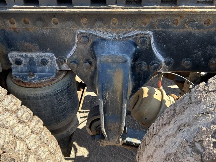 #1114-•-2005-western-star-tri-axle-heavy-haul-truck-tractor-image-26