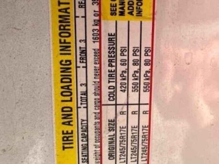 2011-chevrolet-2500-image-28