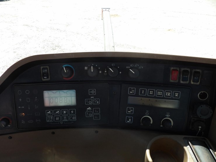 john-deere-8320-image-26