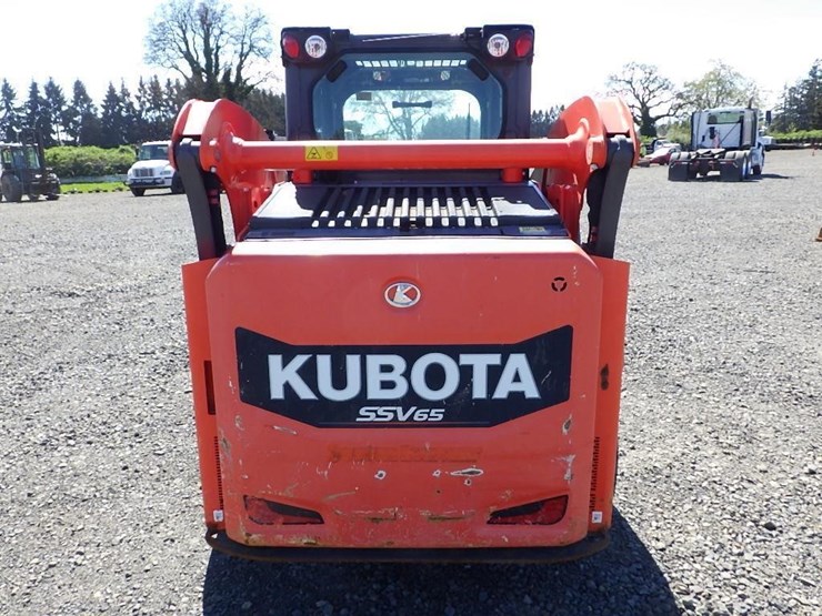 kubota-ssv65-image-6