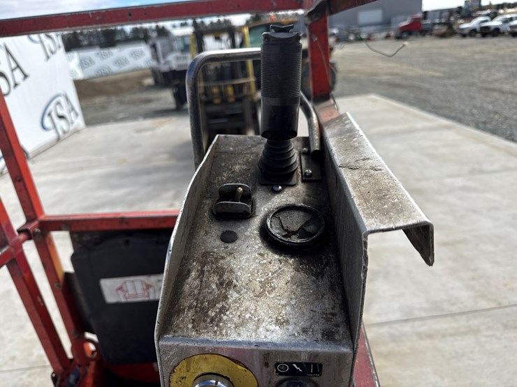 2008-skyjack-sjiii3219-image-17