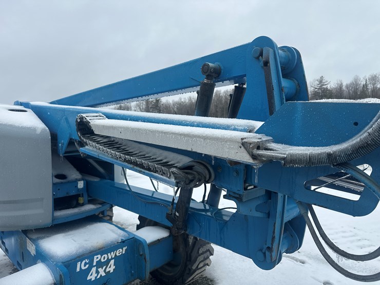 2005-massey-ferguson-8-image-17