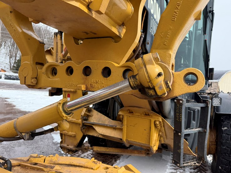 caterpillar-160m-image-19