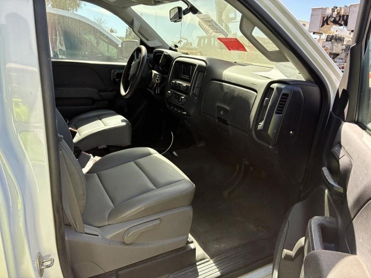 2015-chevrolet-2500-image-9