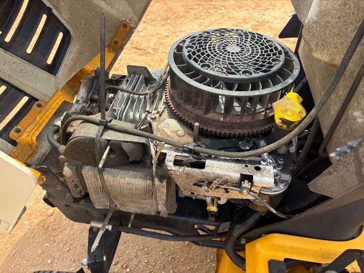 cub-cadet-ltx1040-image-12