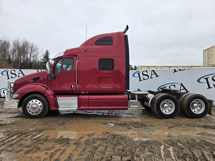 2007-peterbilt-387-image-2