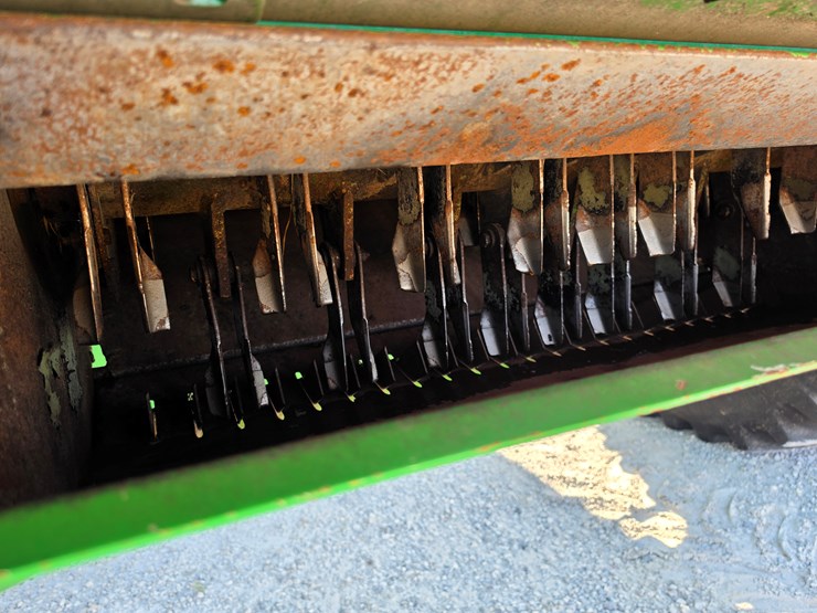 2006-john-deere-9560-sts-image-18