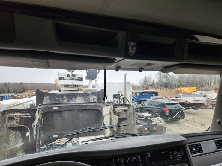 2014-kenworth-t800-image-25