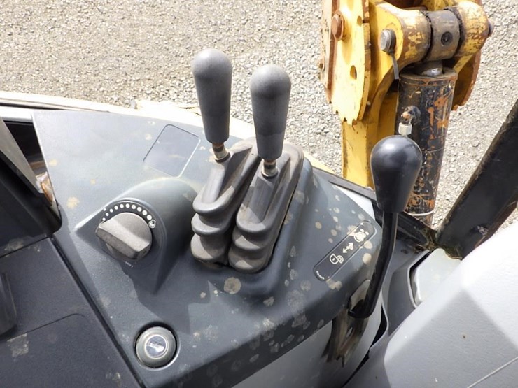 2014-caterpillar-430f-it-image-48