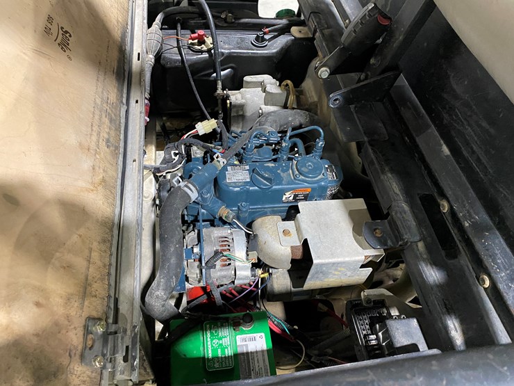 2019-club-car-carryall-1700-image-30