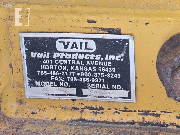 2006-deere-750j-image-15