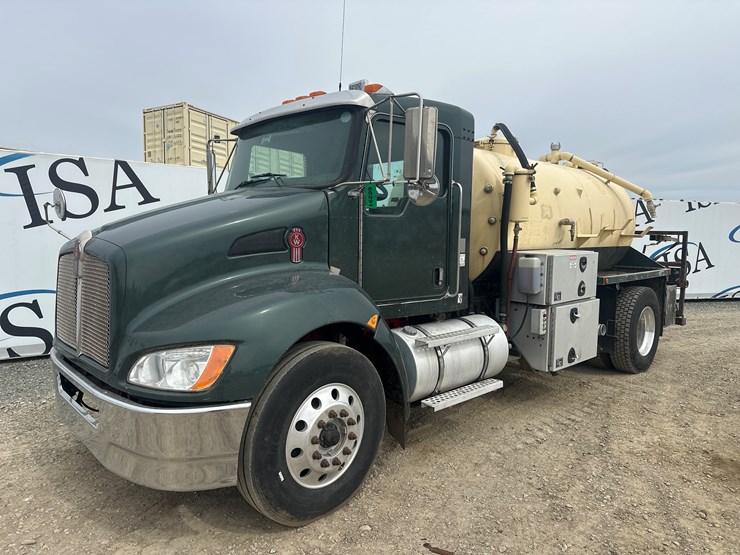 2008-kenworth-t370-image-1