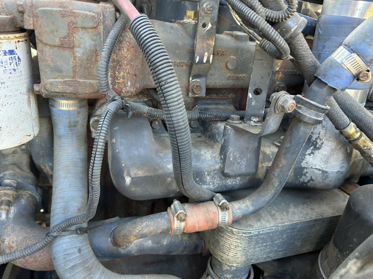 2003-massey-ferguson-8-image-44